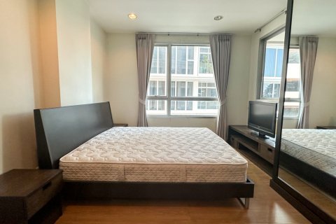 Condominio de 1 dormitorio en Watthana, Bangkok, Tailandia № 200898 - foto 4