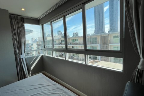 Condo in Watthana, Bangkok, Thailand, 2 bedrooms  № 200902 - photo 2