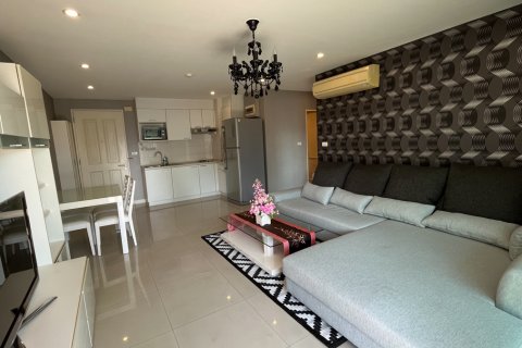 Condo in Watthana, Bangkok, Thailand, 2 bedrooms  № 200902 - photo 4