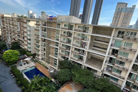 Condo in Watthana, Bangkok, Thailand, 2 bedrooms № 200901 - photo 7