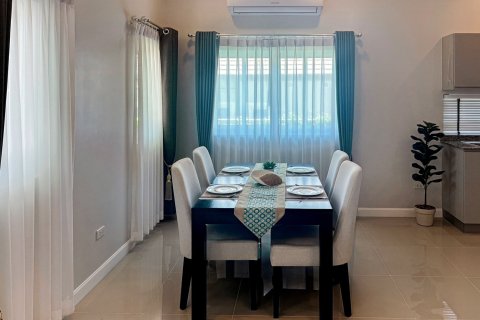 Chalet de 3 dormitorios en Hua Hin, Tailandia № 168545 - foto 9