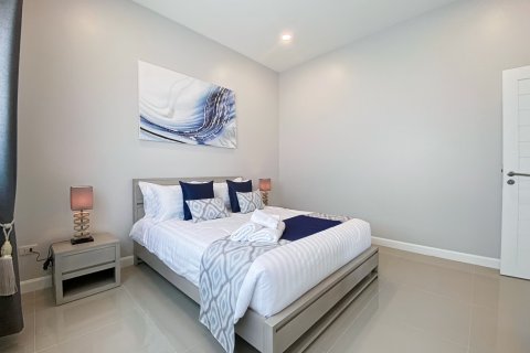 Chalet de 3 dormitorios en Hua Hin, Tailandia № 168546 - foto 22