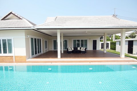 Villa in Hua Hin, Thailand 3 Schlafzimmer № 168544 - Foto 8