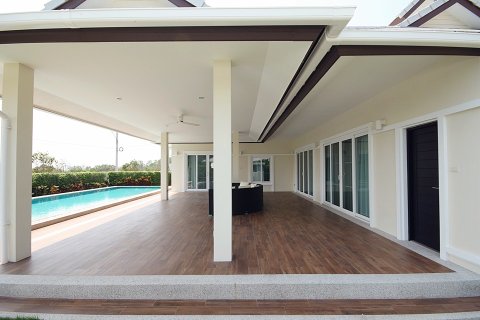 Villa in Hua Hin, Thailand 3 Schlafzimmer № 168544 - Foto 9