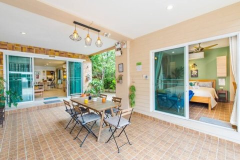 Adosado de 4 dormitorios en Hua Hin, Tailandia № 168543 - foto 13