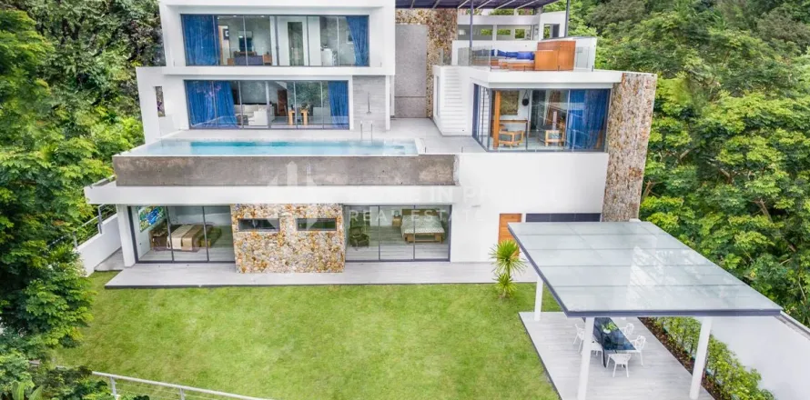Casa de 4 dormitorios en Kamala, Tailandia № 144559
