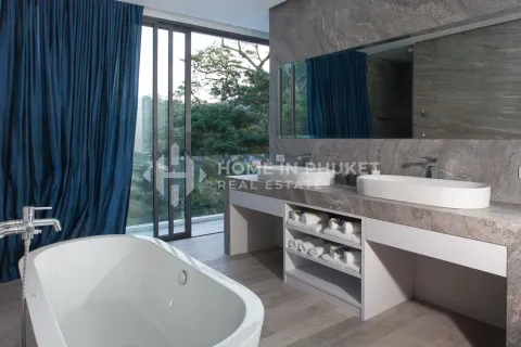 Casa de 4 dormitorios en Kamala, Tailandia № 144559 - foto 20
