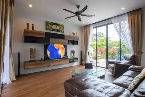 Chalet de 3 dormitorios en Phuket, Tailandia № 144563 - foto 4