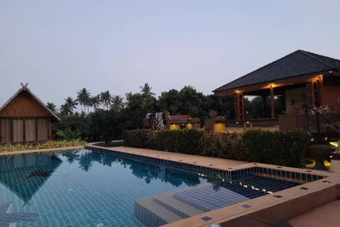 Casa de 4 dormitorios en Hua Hin, Tailandia № 163381 - foto 20