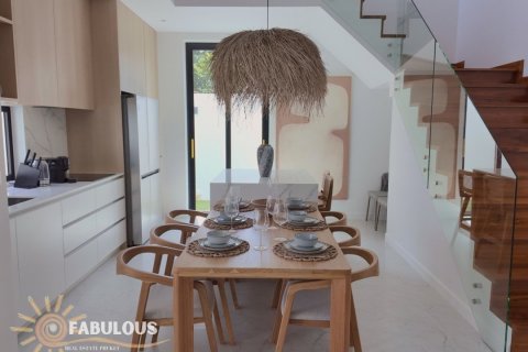 Adosado de 3 dormitorios en Rawai, Tailandia № 179232 - foto 11