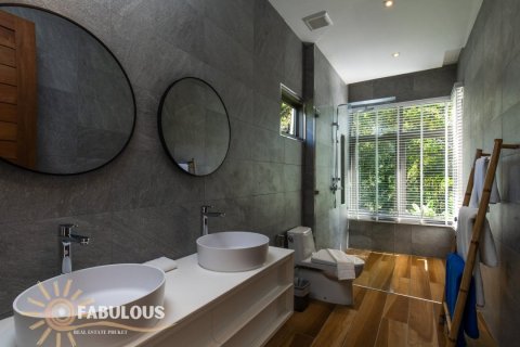 Villa in Phang Nga, Thailand 3 Schlafzimmer № 179234 - Foto 8