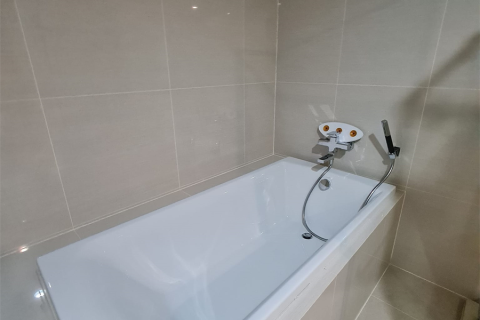 Condominio de 2 dormitorios en Bangkok, Tailandia № 185694 - foto 2