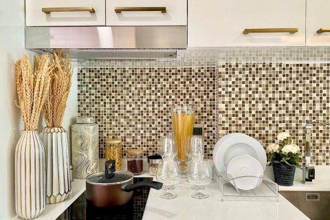 Estudio en el condominio en Thailand, Tailandia № 205370 - foto 6
