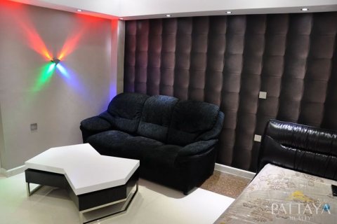 Condominio de 1 dormitorio en Pattaya, Tailandia № 204229 - foto 4