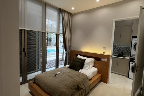 Chalet de 3 dormitorios en Phuket, Tailandia № 67270 - foto 14