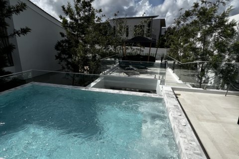 Chalet de 3 dormitorios en Phuket, Tailandia № 67270 - foto 9