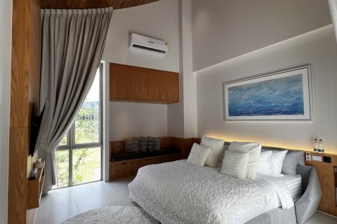 Chalet de 3 dormitorios en Phuket, Tailandia № 67270 - foto 28