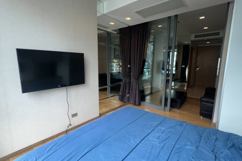 Condo à Watthana, Bangkok, Thaïlande, 1 chambre  № 200535 - photo 13