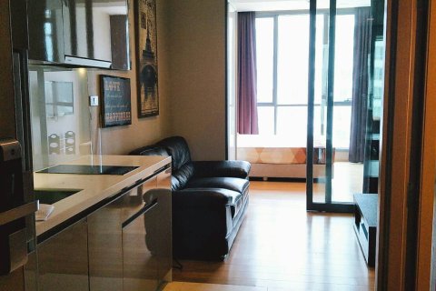 Condo à Watthana, Bangkok, Thaïlande, 1 chambre  № 200535 - photo 6