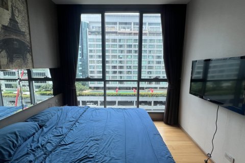 Condo à Watthana, Bangkok, Thaïlande, 1 chambre  № 200535 - photo 12