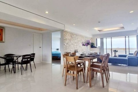 Condominio de 3 dormitorios en Sattahip, Tailandia № 144659 - foto 6