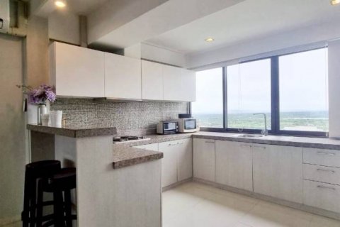 Condominio de 3 dormitorios en Sattahip, Tailandia № 144659 - foto 9