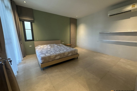 Haus in Bangkok, Thailand 4 Schlafzimmer № 189190 - Foto 3
