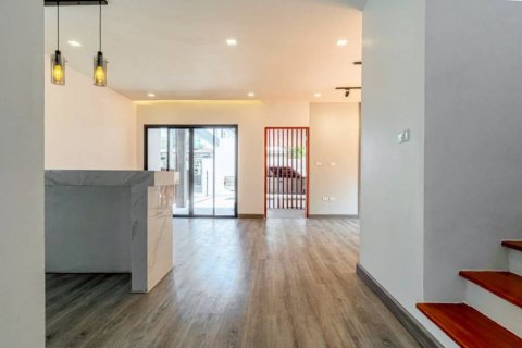 Casa de 4 dormitorios en Phuket, Tailandia № 117136 - foto 4