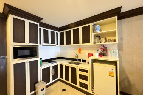 Condominio de 1 dormitorio en Bangkok, Tailandia № 172771 - foto 6
