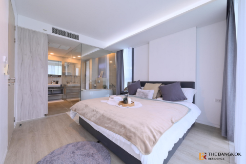 Condominio de 2 dormitorios en Bangkok, Tailandia № 184673 - foto 10