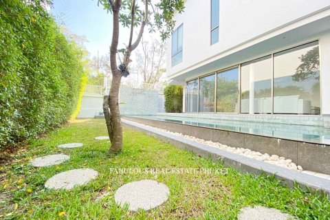Chalet de 4 dormitorios en Bang Tao, Tailandia № 179564 - foto 13