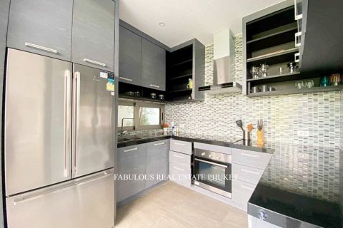 Chalet de 4 dormitorios en Bang Tao, Tailandia № 179564 - foto 8