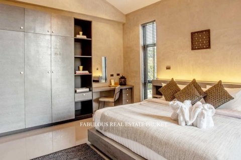 Chalet de 3 dormitorios en Bang Tao, Tailandia № 179563 - foto 6