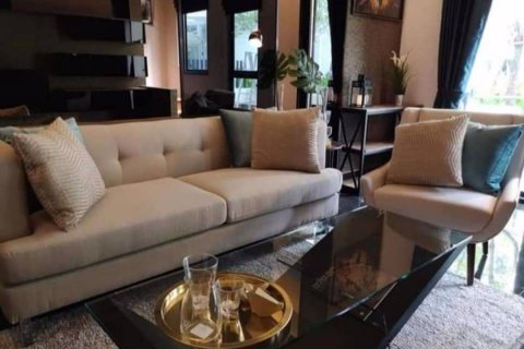 Sobre plano Unio Sukhumvit 72 en Samut Prakan, Tailandia № 33657 - foto 3