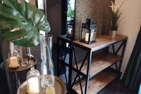 Sobre plano Unio Sukhumvit 72 en Samut Prakan, Tailandia № 33657 - foto 6