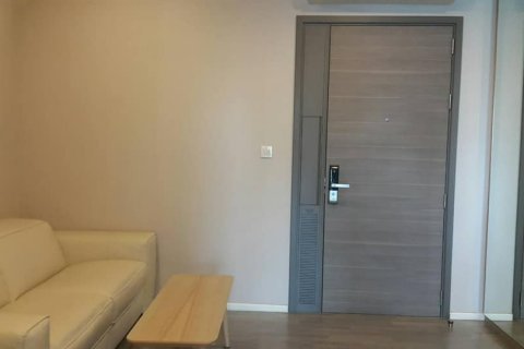 Condominio de 1 dormitorio en Bangkok, Tailandia № 66330 - foto 2