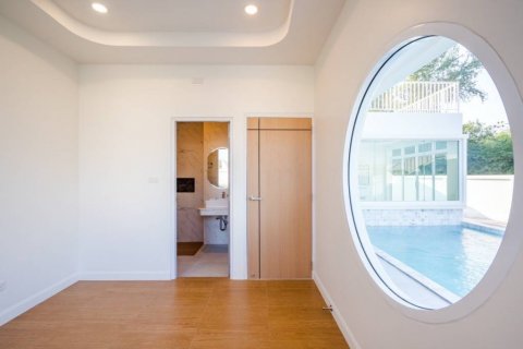 Chalet de 4 dormitorios en Hua Hin, Tailandia № 120406 - foto 4