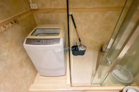 Estudio en el condominio en Bang Lamung, Tailandia № 205189 - foto 10