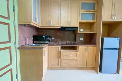Studio dans le Condo à Bang Lamung, Thaïlande  № 205189