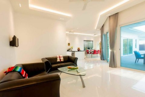 Chalet de 2 dormitorios en Hua Hin, Tailandia № 134501 - foto 7