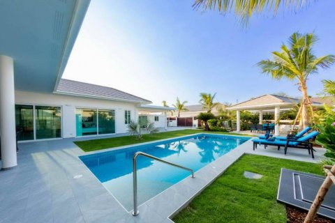 Chalet de 2 dormitorios en Hua Hin, Tailandia № 134501 - foto 2