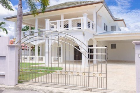 Casa de 5 dormitorios en Hua Hin, Tailandia № 134496 - foto 5