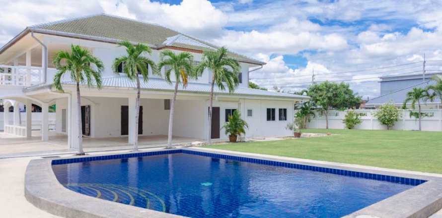 Casa de 5 dormitorios en Hua Hin, Tailandia № 134496
