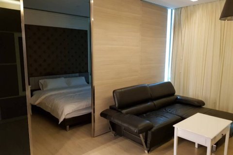 Condominio de 1 dormitorio en Bangkok, Tailandia № 172757 - foto 3