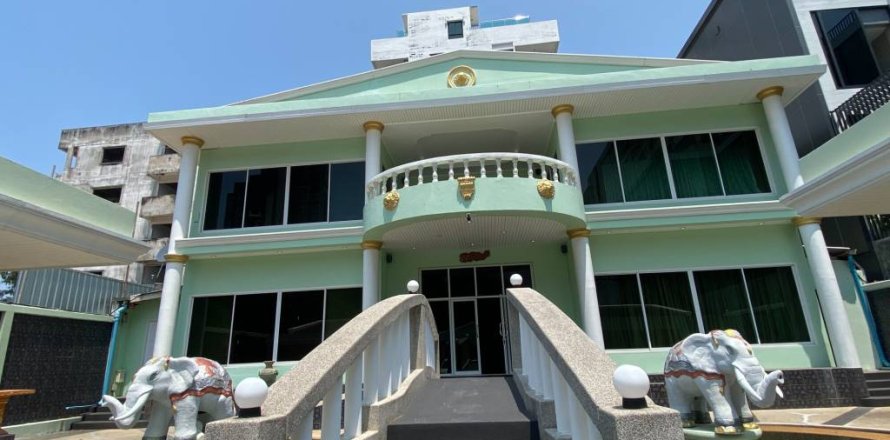Chalet de 4 dormitorios en Pattaya, Tailandia № 172758