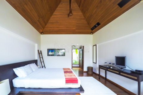 Casa de 3 dormitorios en Phuket, Tailandia № 67055 - foto 7