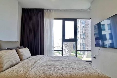 Condo in Bangkok, Thailand, 2 bedrooms  № 143346 - photo 6