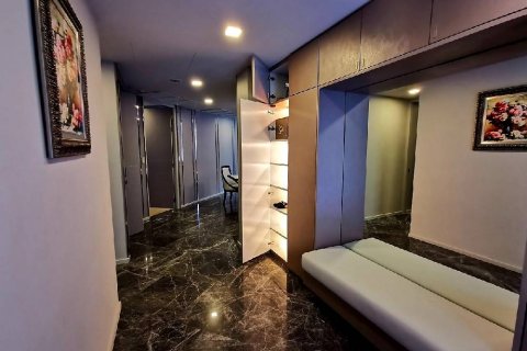 Condominio de 3 dormitorios en Bangkok, Tailandia № 143342 - foto 12