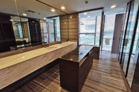 Condominio de 3 dormitorios en Bangkok, Tailandia № 143342 - foto 9