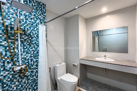 Estudio en el condominio en Bang Lamung, Tailandia № 205125 - foto 8